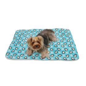 Penguins & Snowflakes Flannel/Ultra (Color: Red, size: One Size)